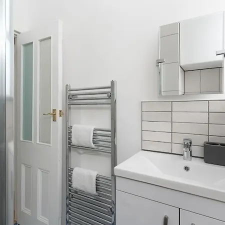 Stunning Central Penzance Apartment With Sea Views Exterior photo