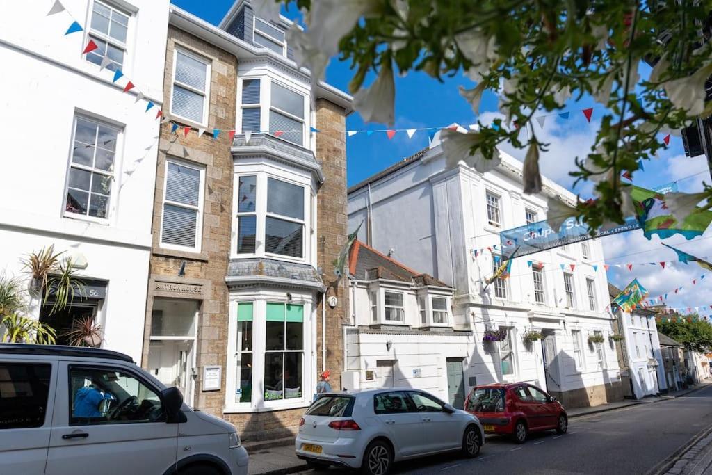 Stunning With Sea Views Apartment *