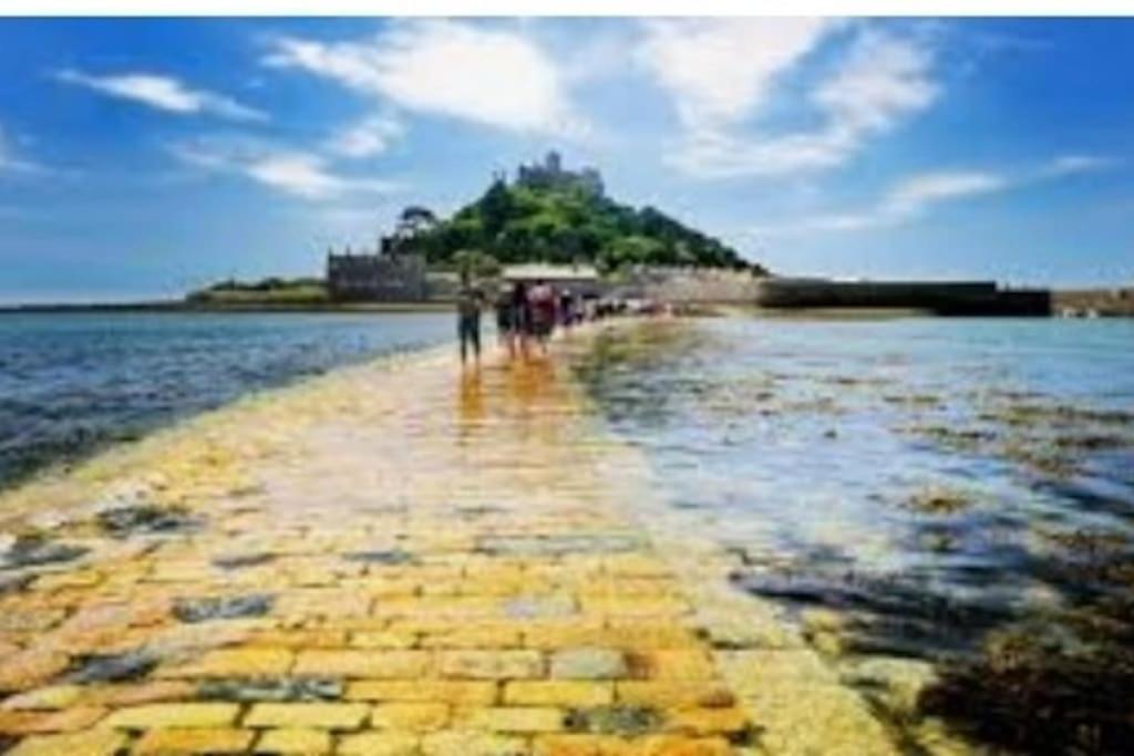 Stunning With Sea Views * Penzance